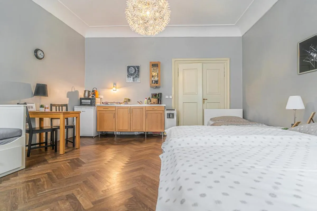 Karmelitska 2 Luxury 1B Apartment Prague